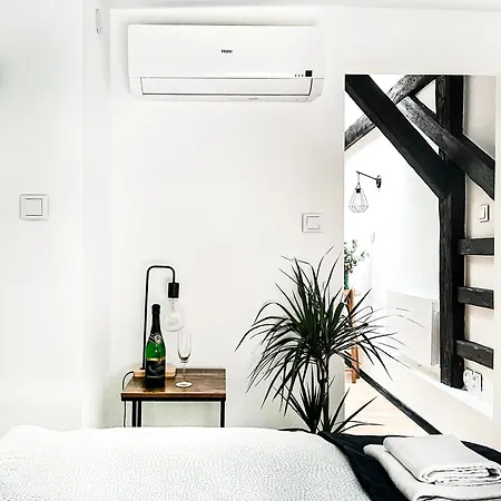 Premium Jacuzzi, Old Town Cracow * Krakow