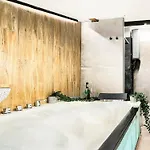 Premium Jacuzzi, Old Town Cracow Διαμέρισμα