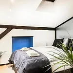 Premium Jacuzzi, Old Town Cracow * Krasków