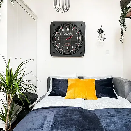 Premium Jacuzzi, Old Town Cracow Apartment *