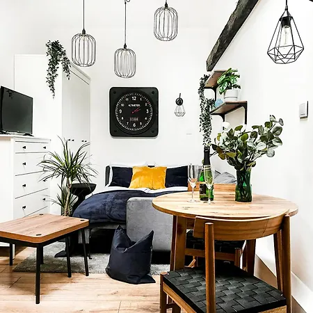 Premium Jacuzzi, Old Town Cracow * Krakov